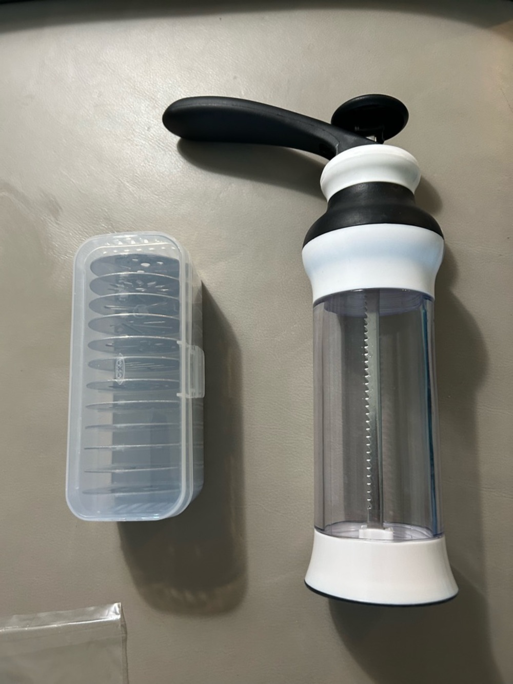 New White and Black Cookie Press / Pastry Decorator no box